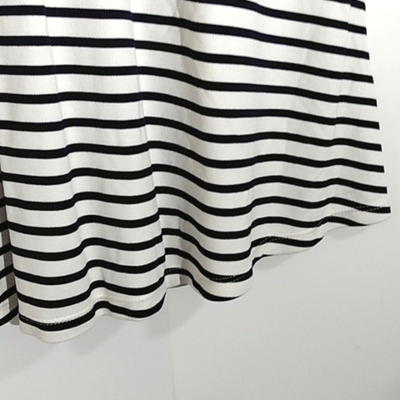 ROZ & ALI BLACK WHITE FIT & FLARE DRESS SIZE MED - Picture 7 of 10